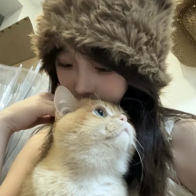 锁红颜